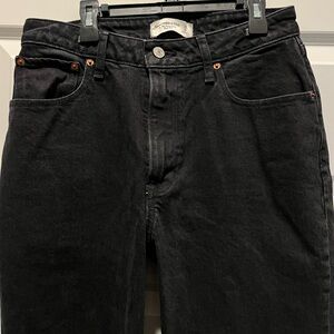 Abercrombie The 90s Relaxed Jean, High Rise
